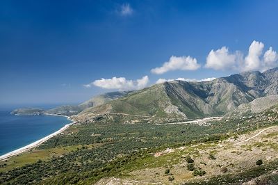 Plage du sud de l’Albanie au nord de Sarande - Albanie