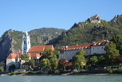 Dürnstein vue depuis le Danube - Autriche 