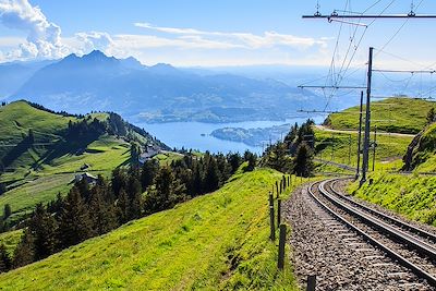 Chemin de fer - Lucerne - Suisse 