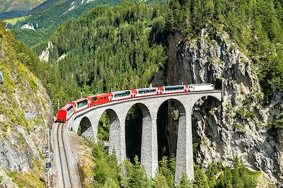 La Suisse sur les rails