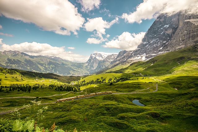 Voyage Lacs et cimes de l'Oberland en VTT 