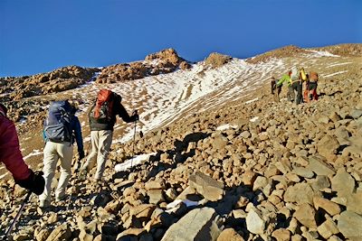 Vers le sommet du volcan Uturunco - Bolivie