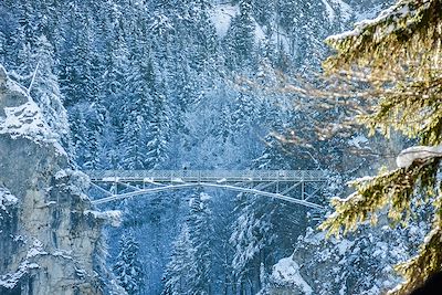 Pont de Marienbrucke du point de vue du château de Neuschwanstein - Bavière - Allemagne