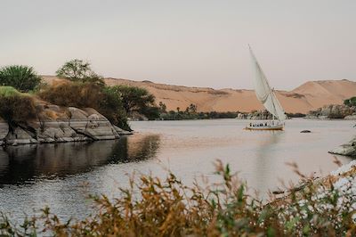 Felouque sur le Nil au coucher du soleil - Egypte