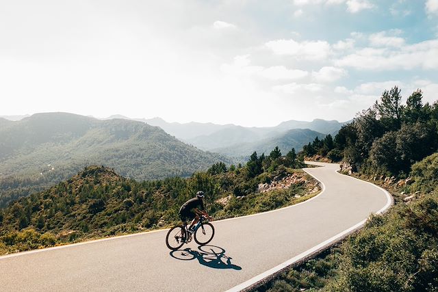 Voyage Gravel en Catalogne, soleil, mer et montagne 