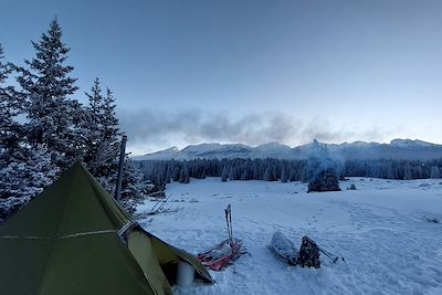 Bivouac en hiver dans le Vercors - France