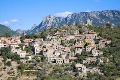 Vieussan et massif du Caroux - Vallée de l'Orb - France