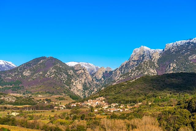 Voyage Caroux, terres ensoleillées des Cévennes