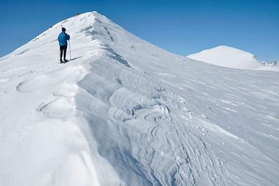 Randonnée à raquettes dans le Mercantour - France