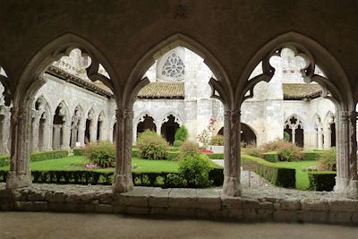 Cloître de la collégiale de La Romieu - Gers - Sud-Ouest - France