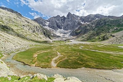 Au pied du Vignemale dans les Pyrénées - France