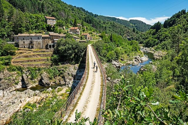 Voyage L'Ardèche secrète à vélo sur la Dolce Via