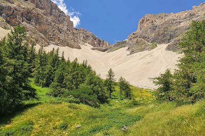 Chemin de ronde (Cirque de Chaudun) - Hautes-Alpes - France