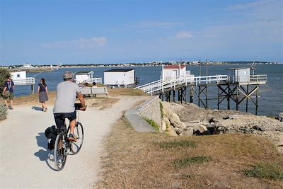 Circuit à vélo entre Royan et l'île d'Oléron - France