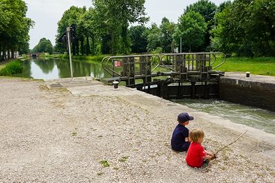 Le Canal des 2 Mers à vélo - entre Toulouse et Moissac - France