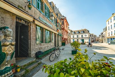 Place Saint Guénolé - Concarneau - Finistère - France