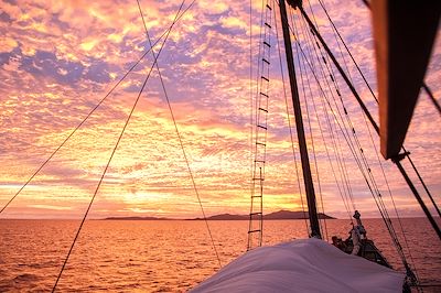 Bateau Cahaya Mandiri - Indonésie 