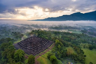 Vue aérienne du temple de Borobudur, Indonésie