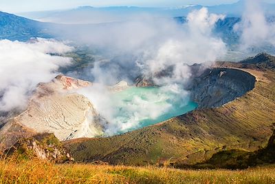 Des volcans de Java aux rizières de Bali