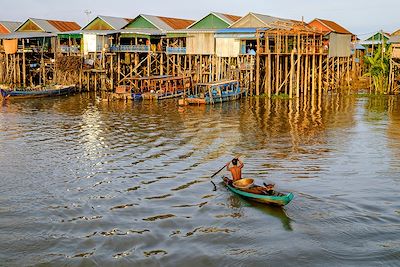 Village sur pilotis, Kompong Phluk, aux environs de Siem Reap - Cambodge