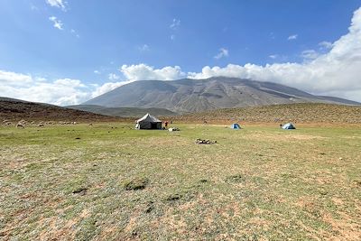 Bivouac au lac d'Izourar - Vallée des Bougmez - Maroc