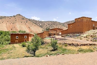 Haut Atlas central, auberge et traditions berbères