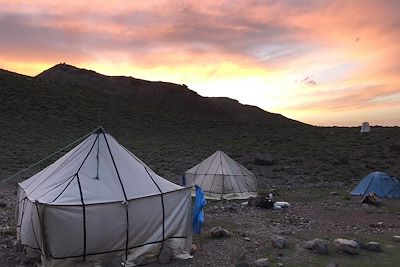 Bivouac au pied du Col de Tizi N'Ghogoult - Maroc