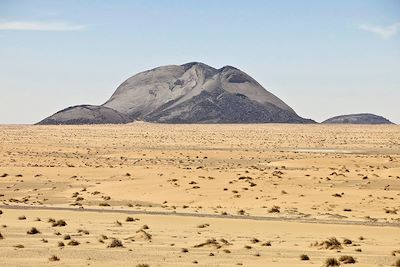 Monolithe de Ben Amira - Le train du désert - Mauritanie