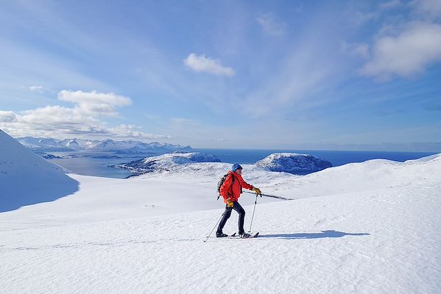 Voyage Voile aurore et Raquettes au Cœur de l’Arctique