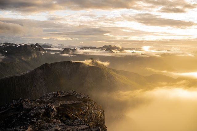 Voyage Voile et Randonnée : Aventure Unique à Senja