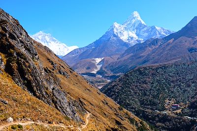 Vue sur l'Ama Dablam et l'Everest - Vallée du Khumbu - Népal