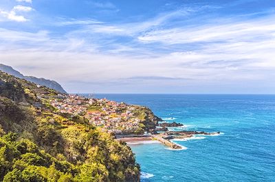 Vue sur le village de Seixal - Madère - Portugal