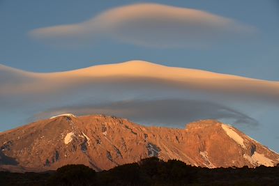 Coucher de soleil sur le Kibo - Kilimandjaro, voie Machame - Tanzanie