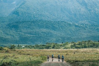 A vélo dans les plantations - Région Kilimandjaro - Tanzanie