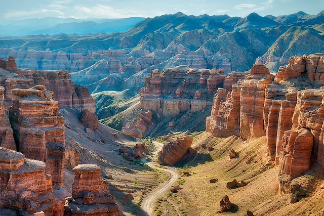 Voyage Du canyon de Charyn aux coupoles de Samarcande