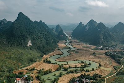 Trung Khanh - Vietnam 