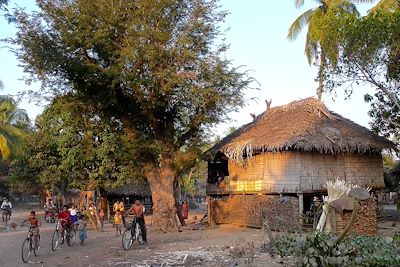 Village de l'ethnie Kouy - Anlong Veng - Cambodge