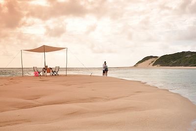 Coucher de soleil sur la plage - Péninsule de Santa Maria - Mozambique